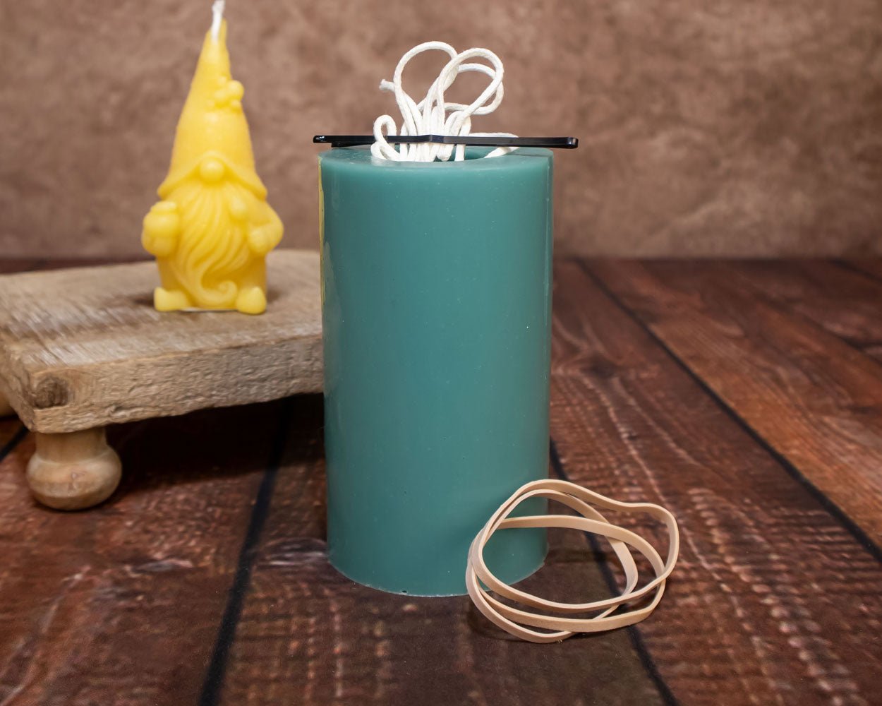 Bee Gnome Mold