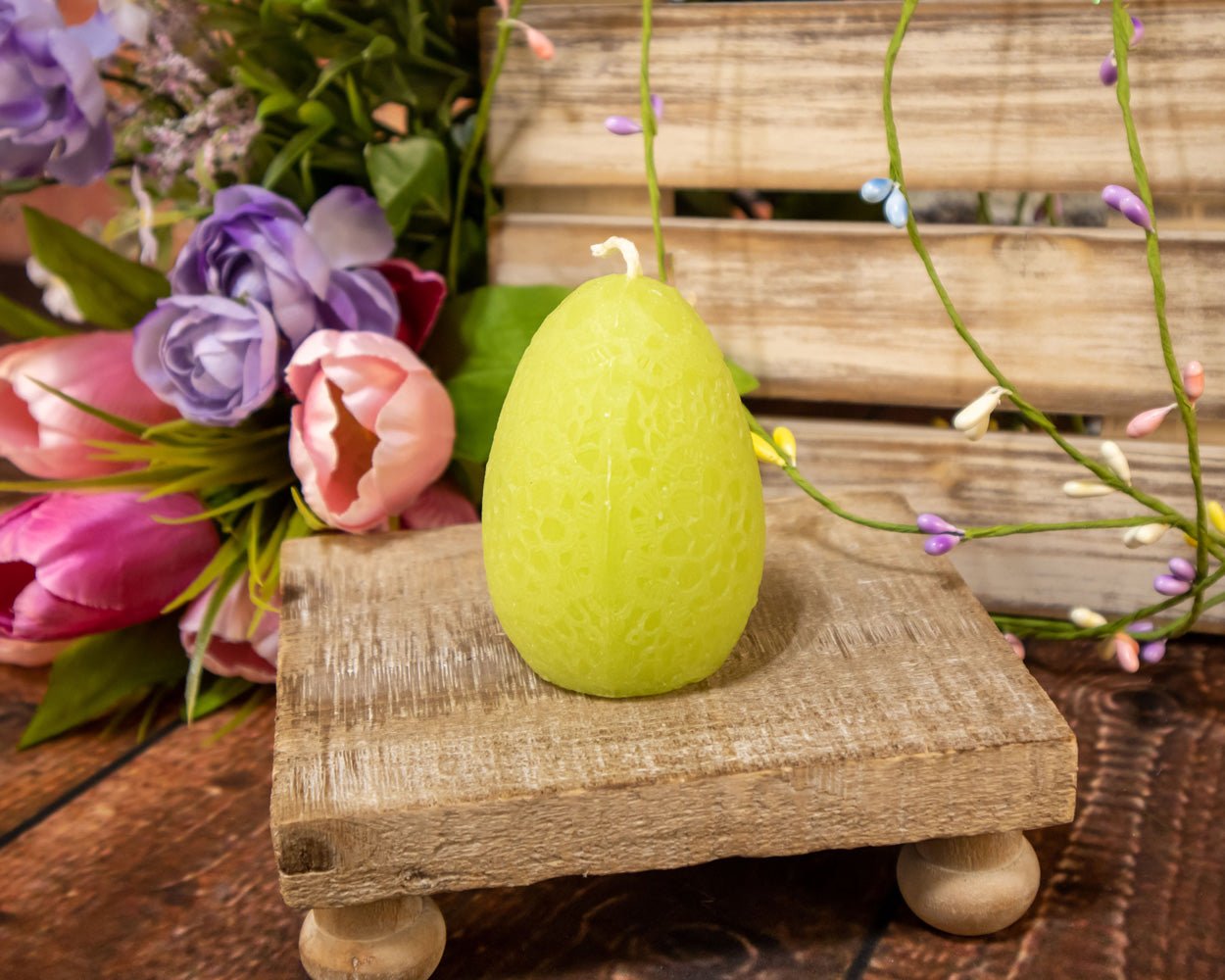 Beeswax Easter Egg Candle – Crochet Texture