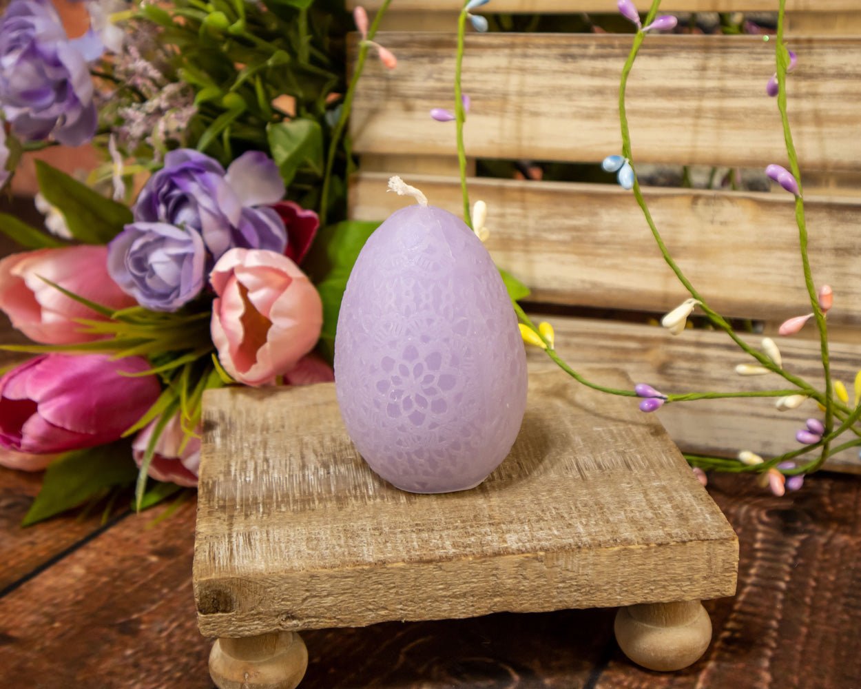 Beeswax Easter Egg Candle – Crochet Texture