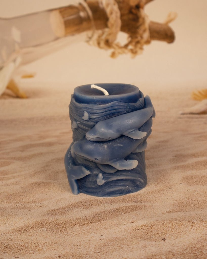 Whale Pillar
