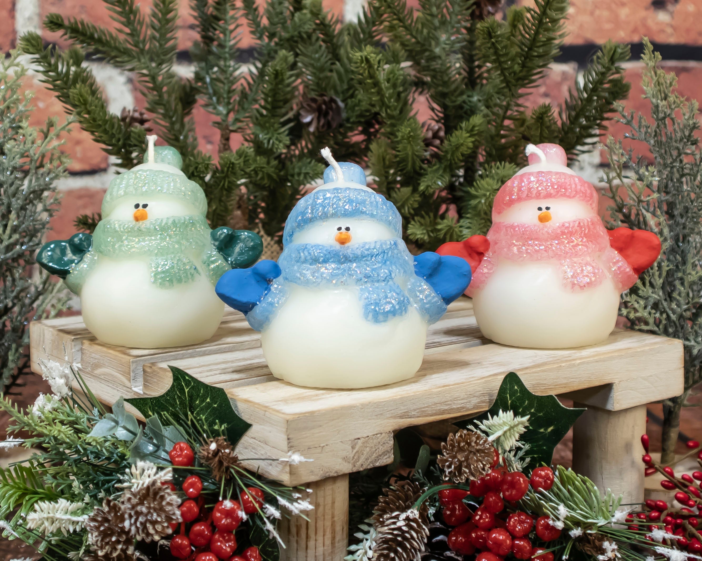 Painted Glitter Snowmen