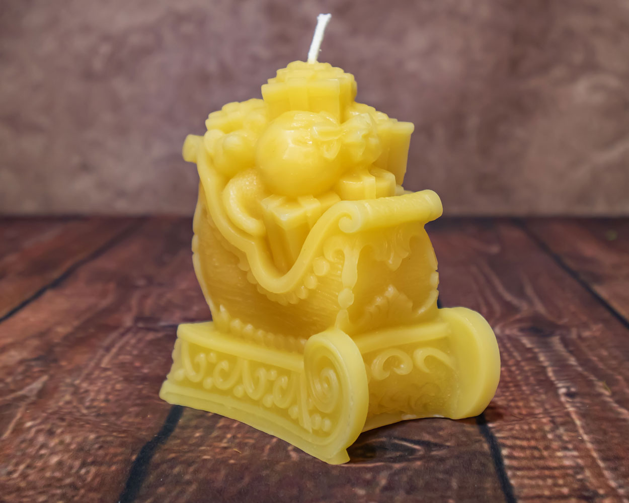 Santa Sleigh Beeswax Novelty Candle