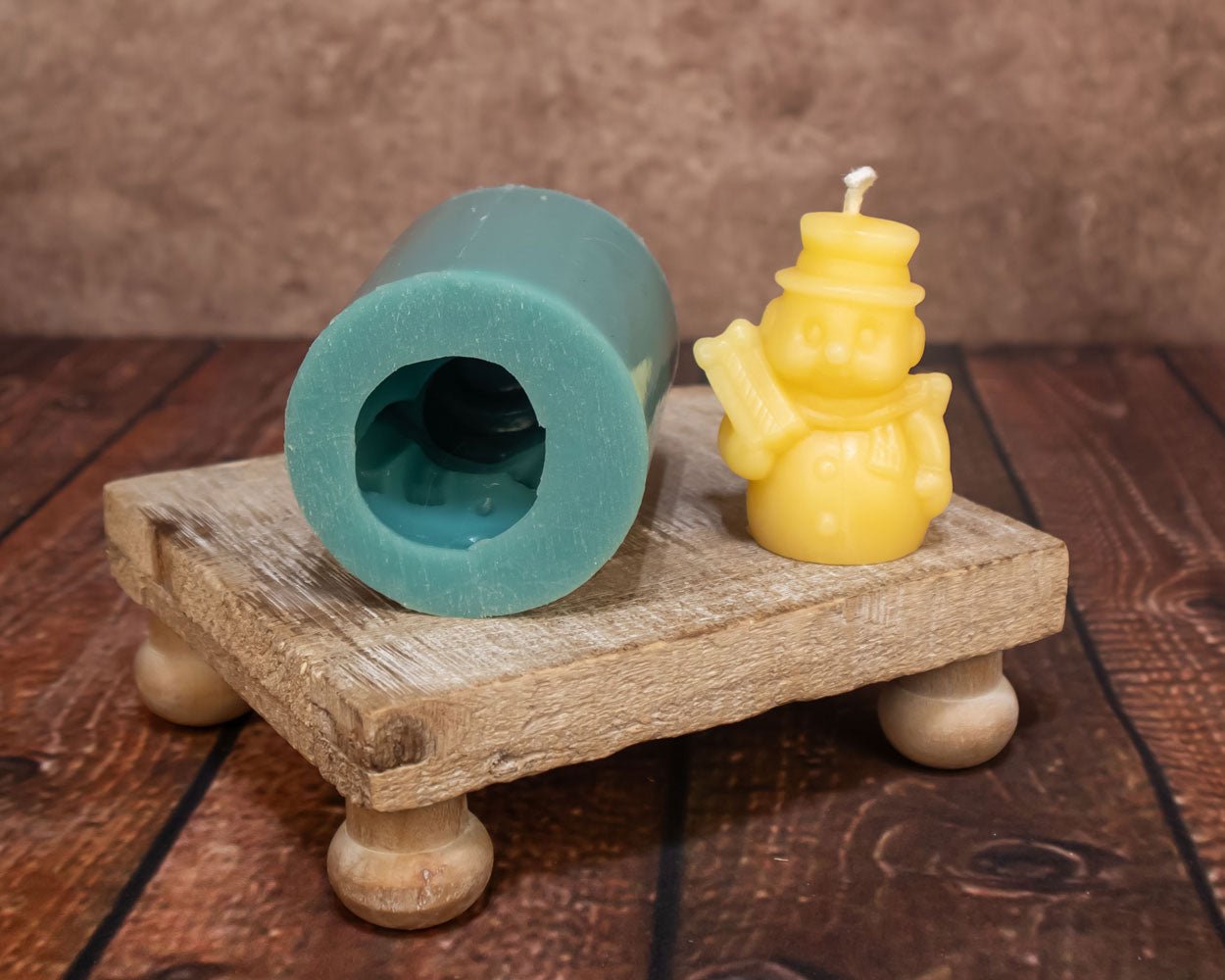 Snowman w/ Gift Mold